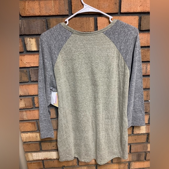 LuLaRoe Randy Top - Picture 2 of 5